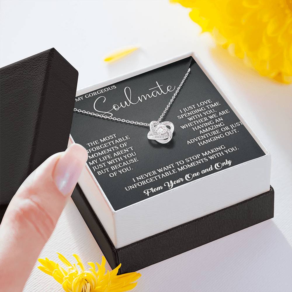 TO MY SOULMATE MESSAGE CARD FOR HER, LOVE KNOT NECKLACE, NECKLACE JEWELRY, JEWELRY FOR HER, BIRTHDAY AND ANNIVERSARY GIFT
