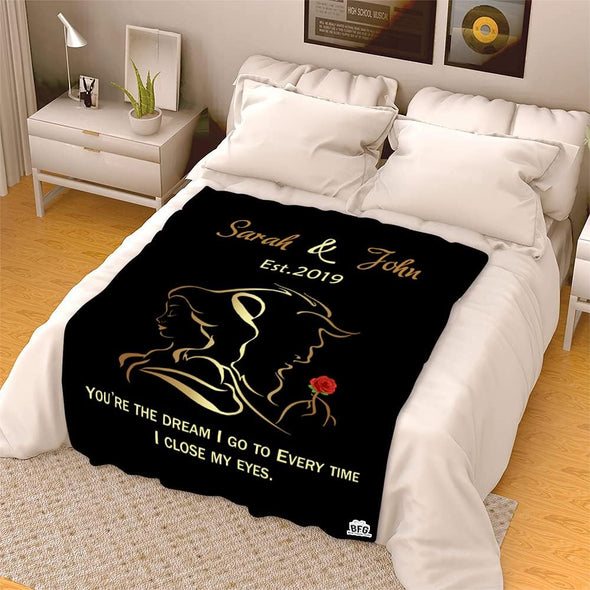 Love Story Unfolded: Beauty and Beast Blanket with Custom Couples Names & Est. Date - Ideal for Birthday, Anniversary, and Valentine's Day - Gift for Him/Her