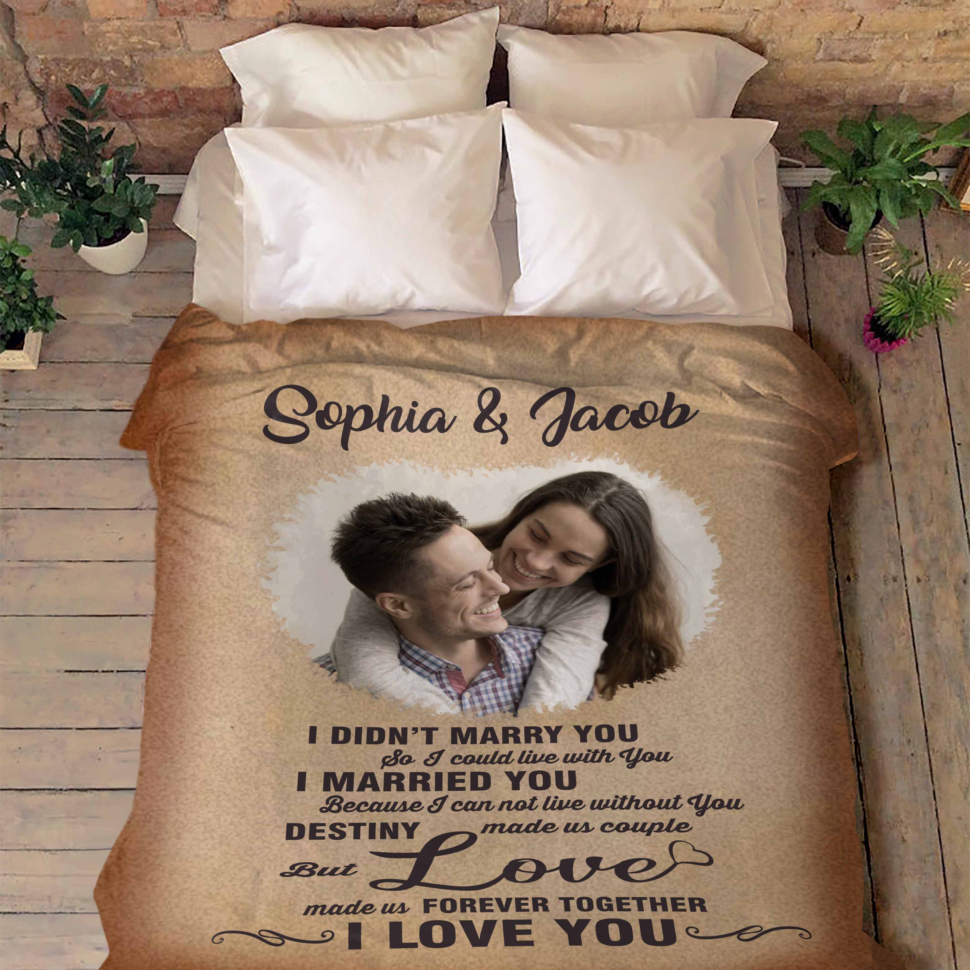 Celebrity pair deals blankets